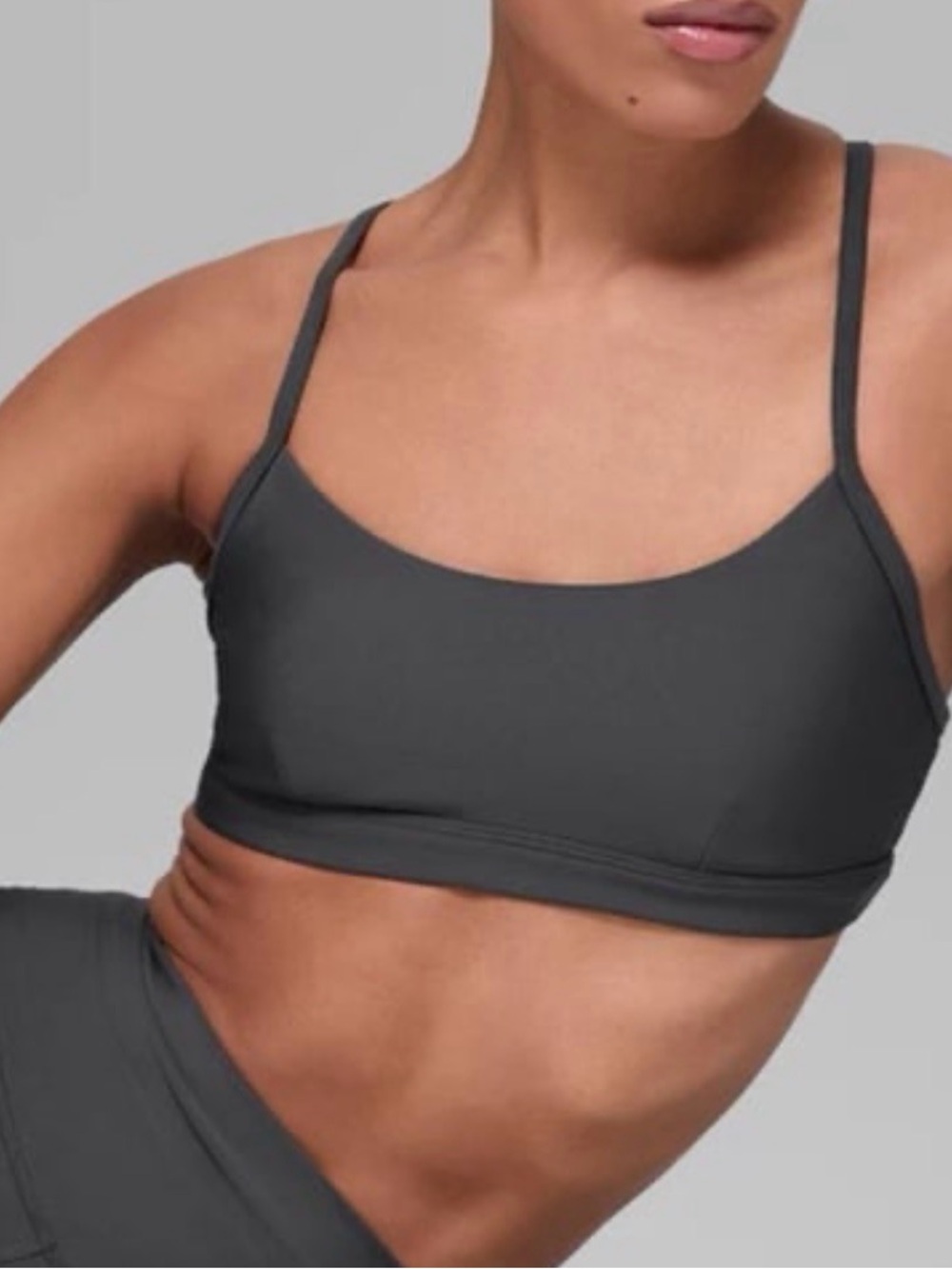 Alo Airlift Intrigue Bra - Anthracite gray- Sports Bra Size Medium